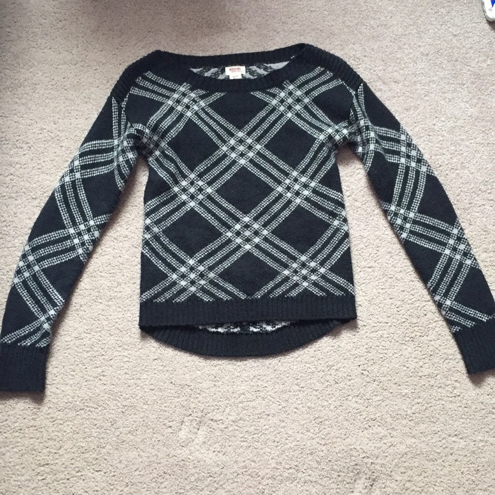 Black and Gray Sweater
